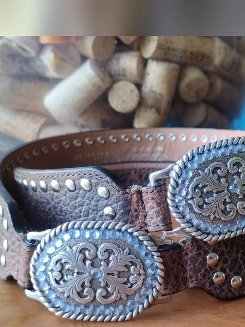 Ariat Women's Rhinestone Studded Full Grain Leather Belt